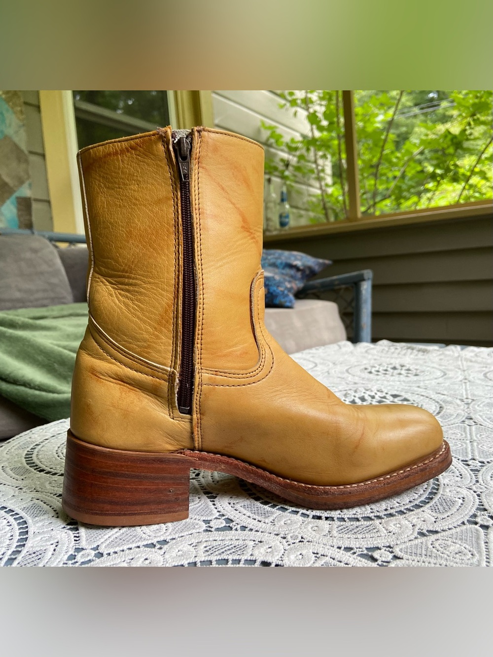 Rare Frye Campus Banana Shorties - Picture 3 of 12
